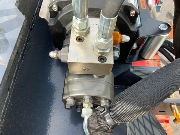 UNUSED 7t HYDRAULIC RECOVERY  WINCH....4095. 377238381