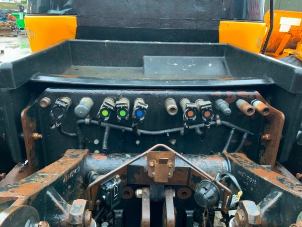 2009 JCB FASTRAC 2170....tractor...9734 hours. 377238495