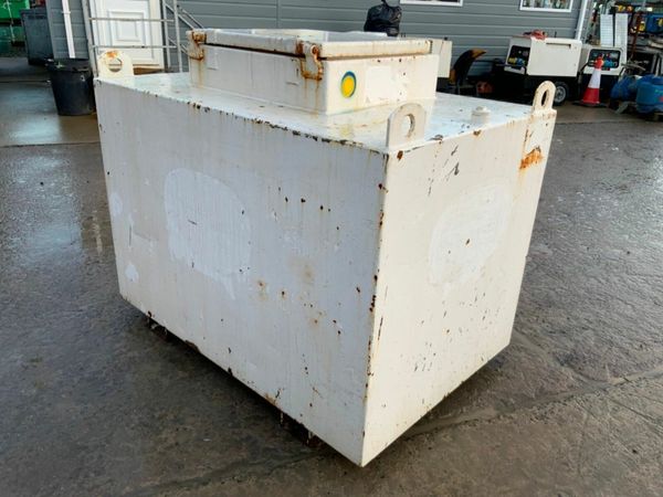 FUEL STORAGE / DELIVERY TANK.......701. 377238421