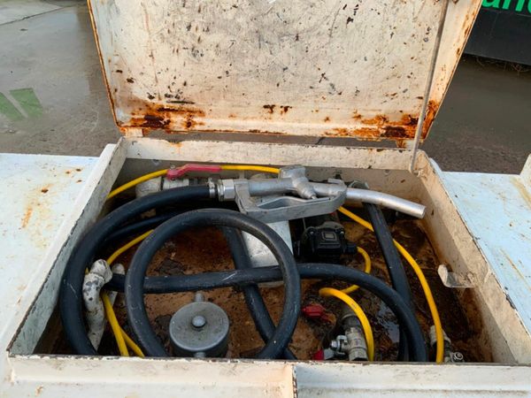 FUEL STORAGE / DELIVERY TANK.......701. 377238430