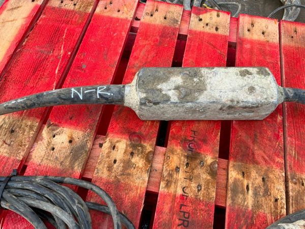 WACKER NEUSON HIGH FREQUENCY POKER.....617. 377238587