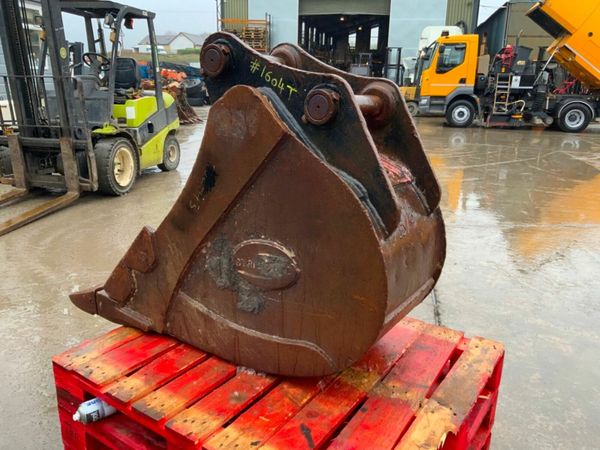 24" STRICKLAND BUCKET.....65mm PINS.......1604t. 377238755