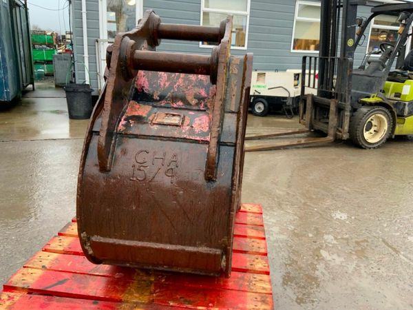 24" STRICKLAND BUCKET.....65mm PINS.......1604t. 377238760