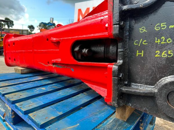 RAMMER HAMMER TO SUIT 13 TON DIGGER 65MM 377238792
