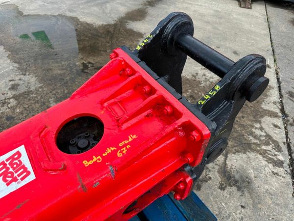 RAMMER HAMMER TO SUIT 13 TON DIGGER 65MM 377238802