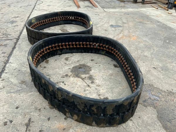 400 x 74 x 73 RUBBER TRACKS..........4823. 377239046