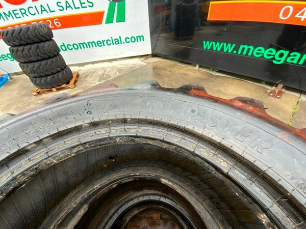 JCB SITE MASTER 15.5 x 25 TELEPORTER TYRES....4405 377239073