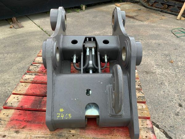UNUSED VOLVO S2 TYPE HYDRAULIC Q/HITCH....7465. 377239025