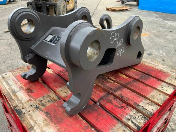 UNUSED VOLVO S2 TYPE HYDRAULIC Q/HITCH....7465. 377239029