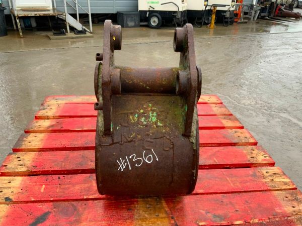 12" MINI DIIGER BUCKET.......35mm PINS.......1361. 377239149