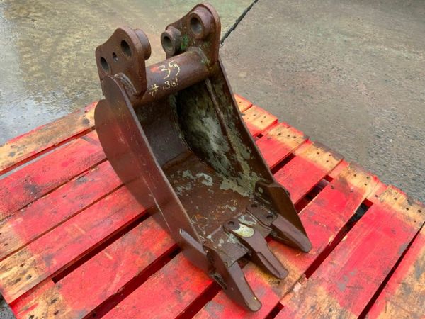 12" MINI DIIGER BUCKET.......35mm PINS.......1361. 377239152