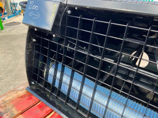 SKIDSTEER SELF LOADING MIXING BUCKET... 178w. 377239167