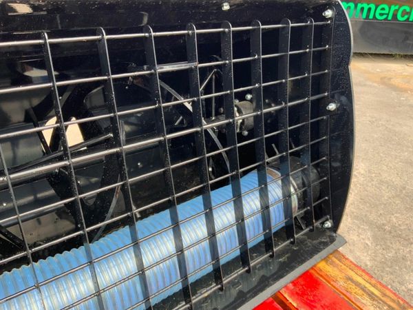 SKIDSTEER SELF LOADING MIXING BUCKET... 178w. 377239168