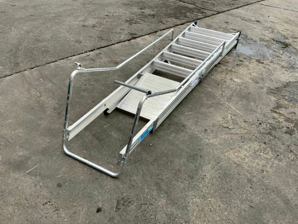 7 STEP ALLOY PLATFORM ACCESS LADDER....443. 377239133