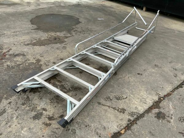 7 STEP ALLOY PLATFORM ACCESS LADDER....443. 377239136