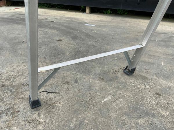 7 STEP ALLOY PLATFORM ACCESS LADDER....443. 377239139