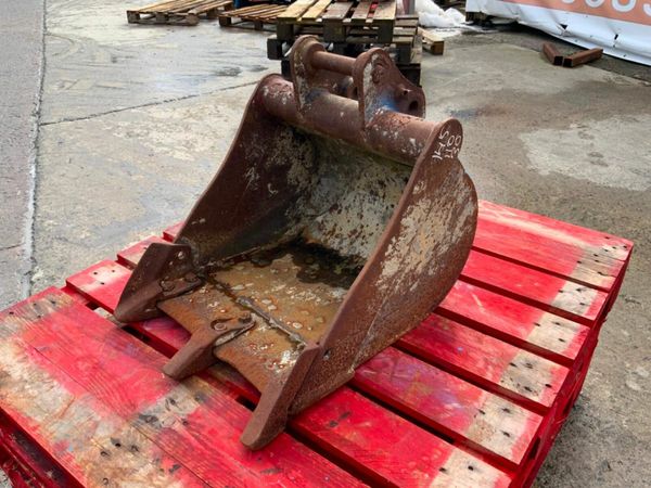 18" MINI DIGGING BUCKET....30mm PINS....30310 377239255