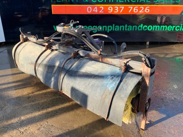 10ft ROAD SWEEPER.... VOLVO LOADING  SHOVEL.. 377239281