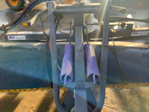 10ft ROAD SWEEPER.... VOLVO LOADING  SHOVEL.. 377239299