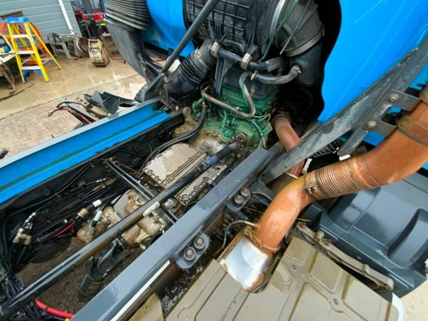 Volvo FM 2020 FMX TRIDEM......LIEBHERR 895 MIXER.. 377365240