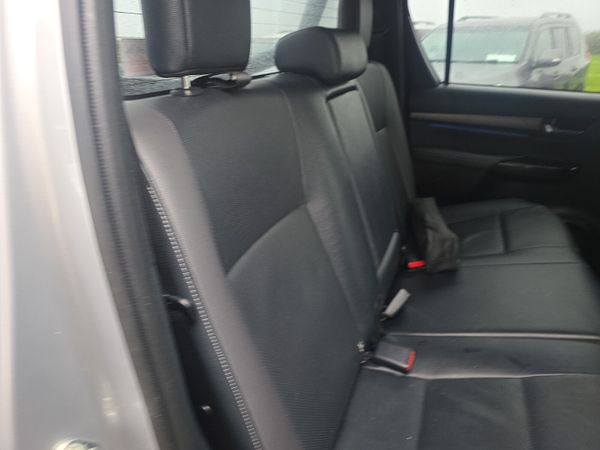 Toyota Hilux 2.8 Invincible 377384671