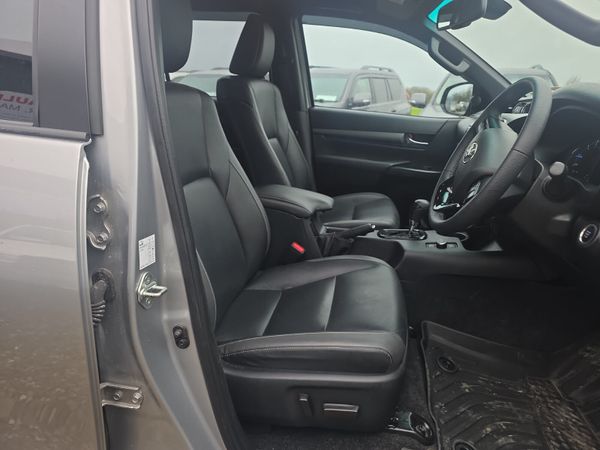 Toyota Hilux 2.8 Invincible 377384608