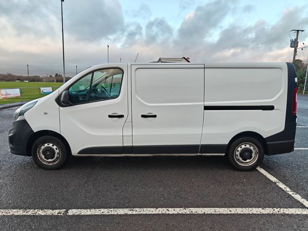 191 Opel Vivaro CVRT 04/26 TAX 05/26 377388973