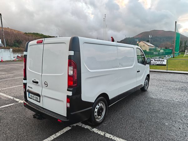 191 Opel Vivaro CVRT 04/26 TAX 05/26 377388983