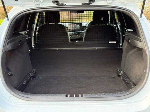 Now Reserved!Excellent Condition 211 Kia Ceed Van! 377304845