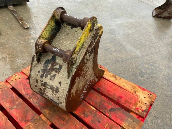 12" MINI DIGGER BUCKET......40mm PINS.........#195 377334762