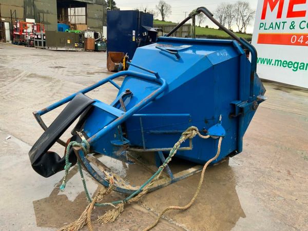 1000lts EICHINGER CONCRETE POURING SKIP......417. 377334798