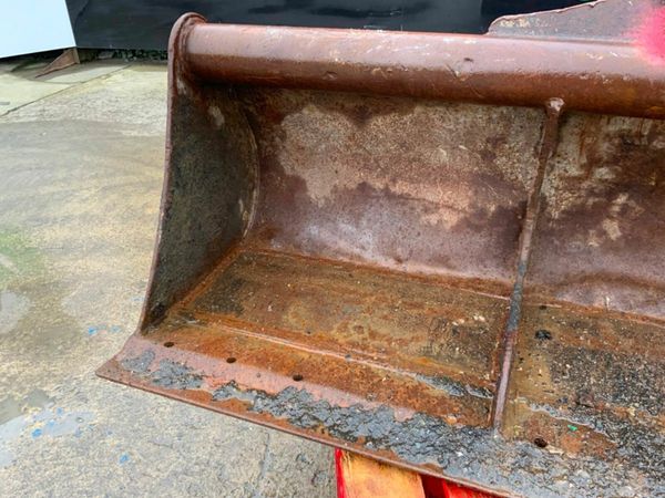 72" BMC GRADING BUCKET.....50mm PINS........283f. 377334739