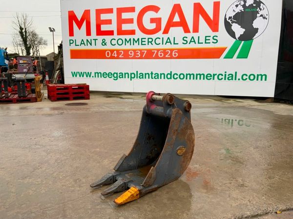 18" STRICKLAND BUCKET...50mm PINS.......284f. 377334823