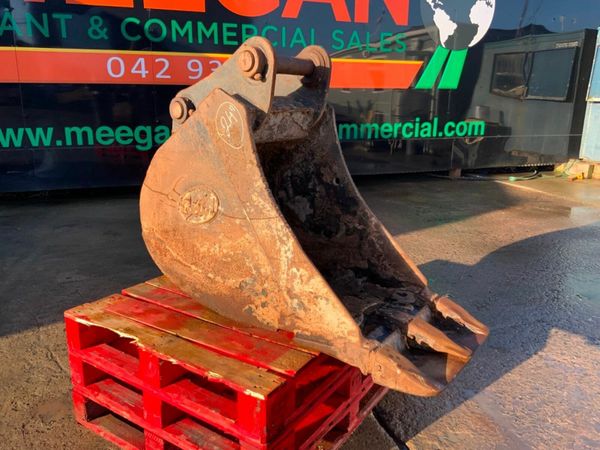 24" GEITH DIGGING BUCKET......65m PINS........621. 377455092