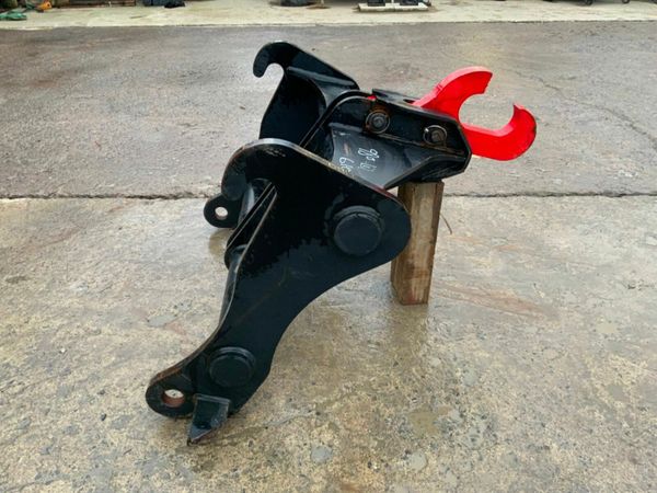 UNUSED HOOK SKIP  LIFTING ATTACHMENT.......743. 377455172