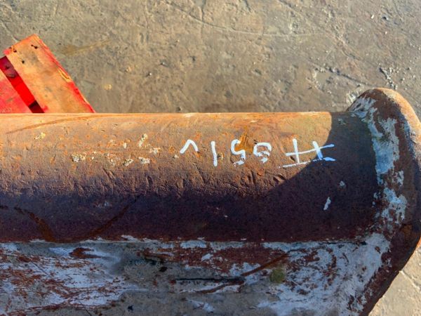 72" GRADING BUCKET.........65mm PINS.........651 377455105