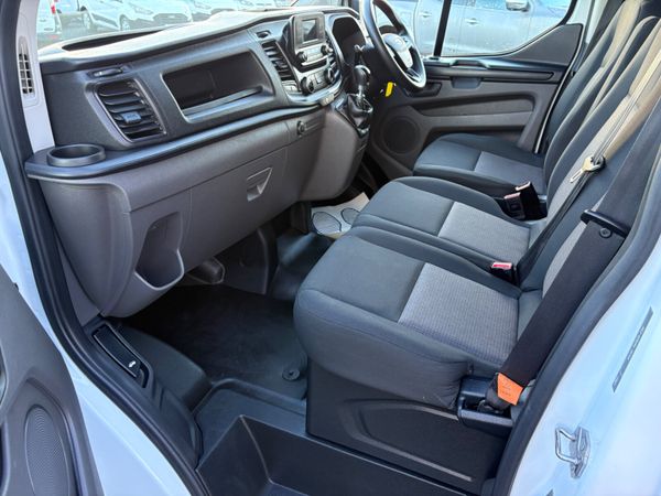 Ford Transit 377463807