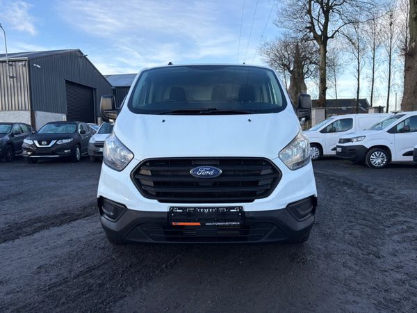 Ford Transit 377463815
