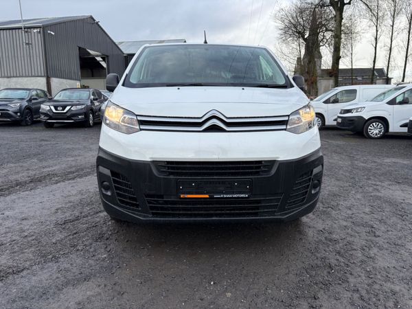 Citroen Dispatch 377474902