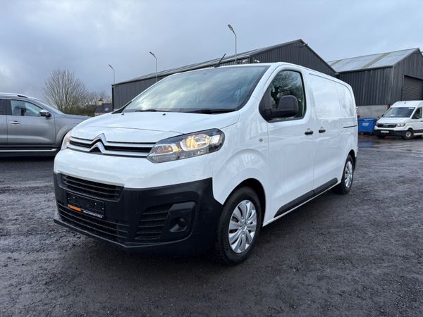 Citroen Dispatch 377474904