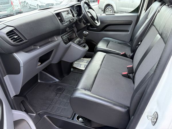 Citroen Dispatch 377474917