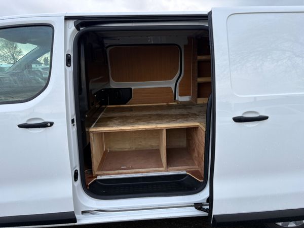 Citroen Dispatch 377474920