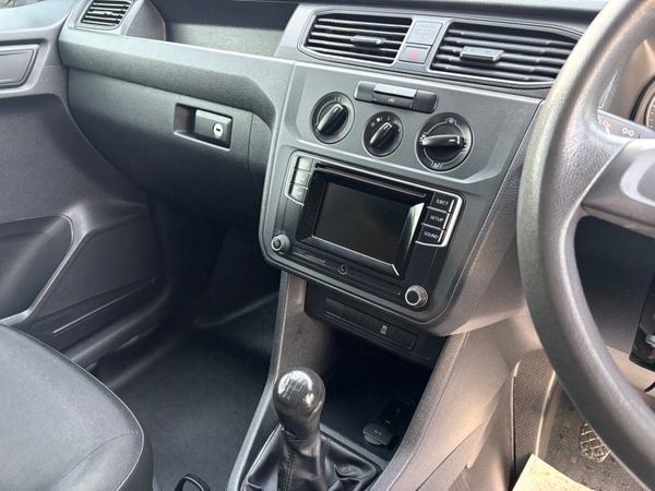 Volkswagen Caddy 377484139