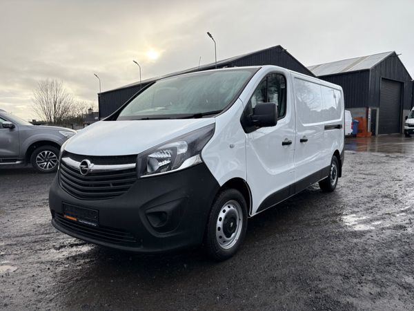 Opel Vivaro 377484513