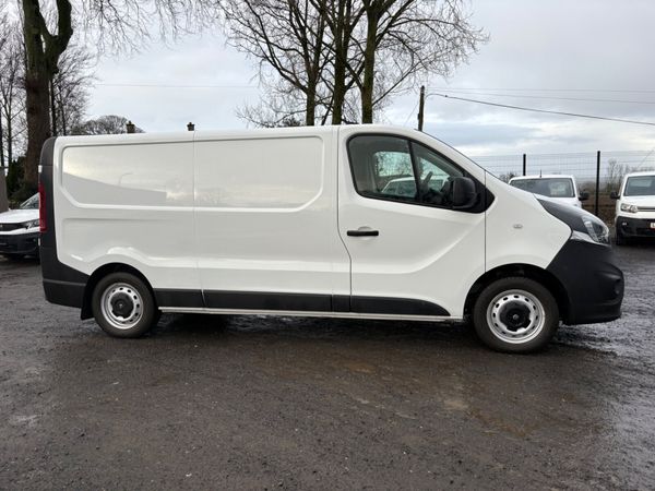 Opel Vivaro 377484520