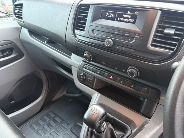 Opel Vivaro 377487846