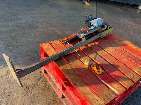 SWINGLIFT LIFTING ARM ATTACHMENT1130 377543111