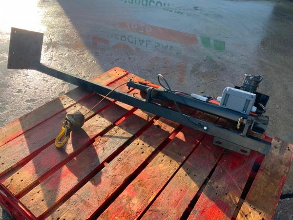 SWINGLIFT LIFTING ARM ATTACHMENT1130 377543118