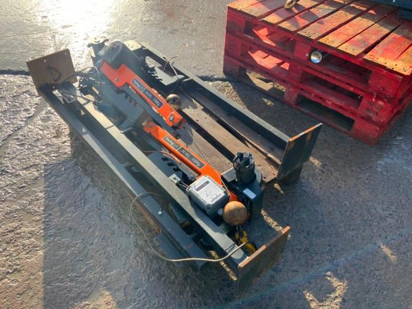 SWINGLIFT LIFTING ARM ATTACHMENT1130 377543119