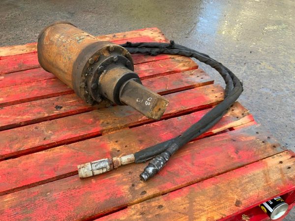 HYDRAULIC AUGER DRIVE / EARTH DRILL......5659. 377545636